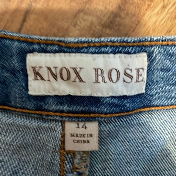 Knox Rose women’s shorts 14 large jean denim embroider stretch fray mid rise - Picture 4 of 10